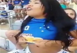Cruzeiro foi campeão e a novinha mostrou os peitos no estádio