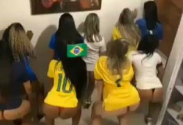 Gostosas rebolando de calcinha comemorando a vitória do brasil