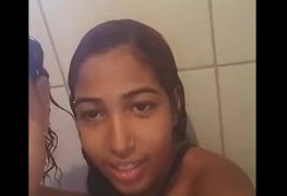 Meninas da favela peladas no facebook ao vivo
