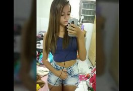 Paula novinha do gera faz um video porno trepando levando rola na pepeka