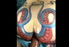 Video Nicole bunduda tatuada fazendo sexo anal para o Snapchat