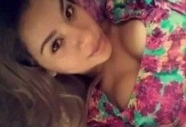 Video porno Nely Santos de Porto Alegre fodendo gostoso com rapaz